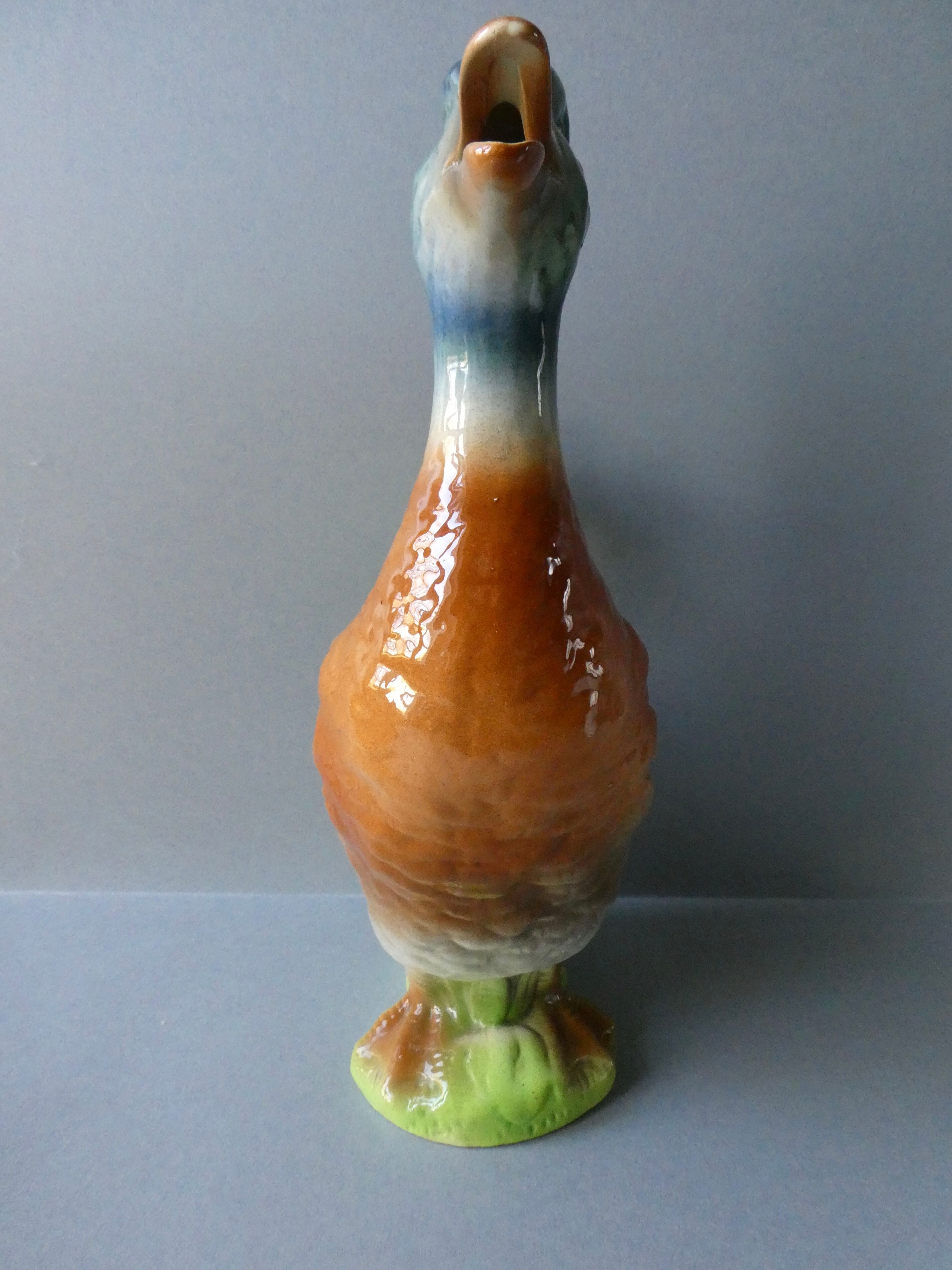 Pitcher in duck-shaped dabbling, Saint Clement France