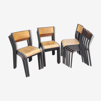 Lot de 18 chaises Mullca