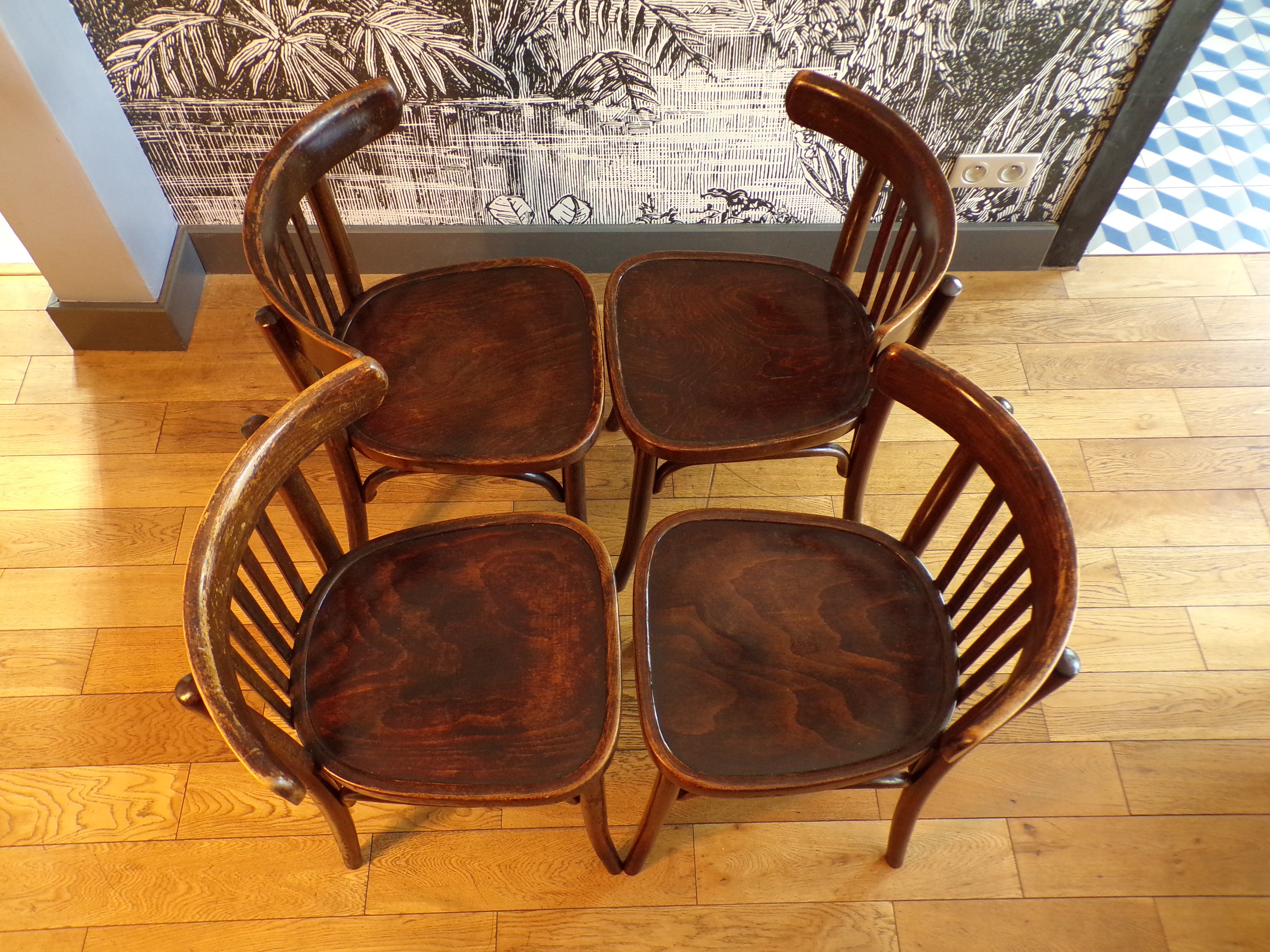 4 antique bistro chairs in curved wood