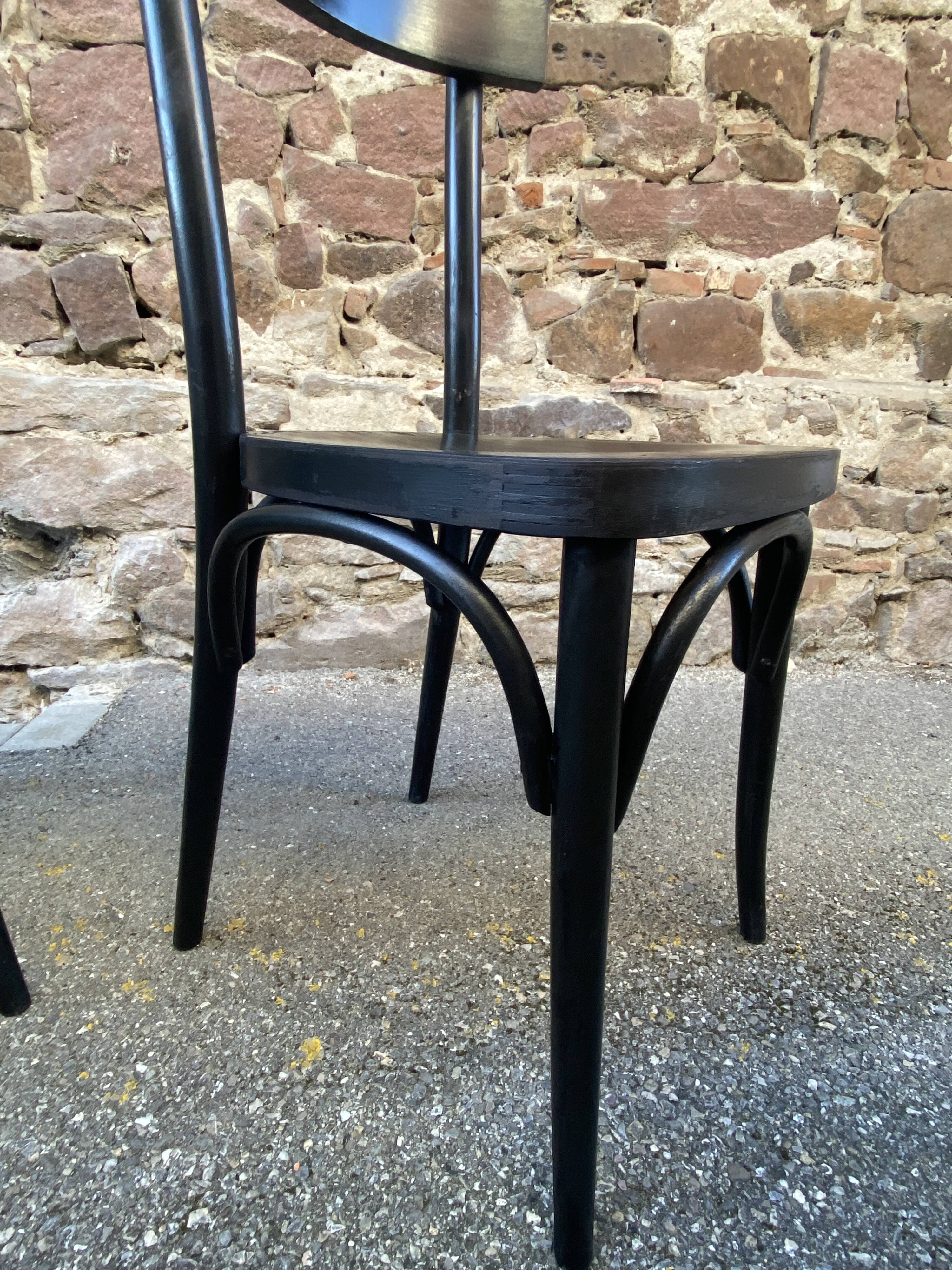 4 French chairs, Café brasserie model, curved wood from the 1970s