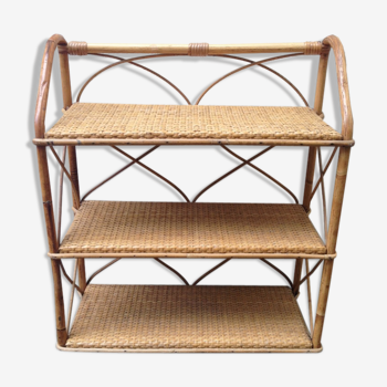 Shelf rattan