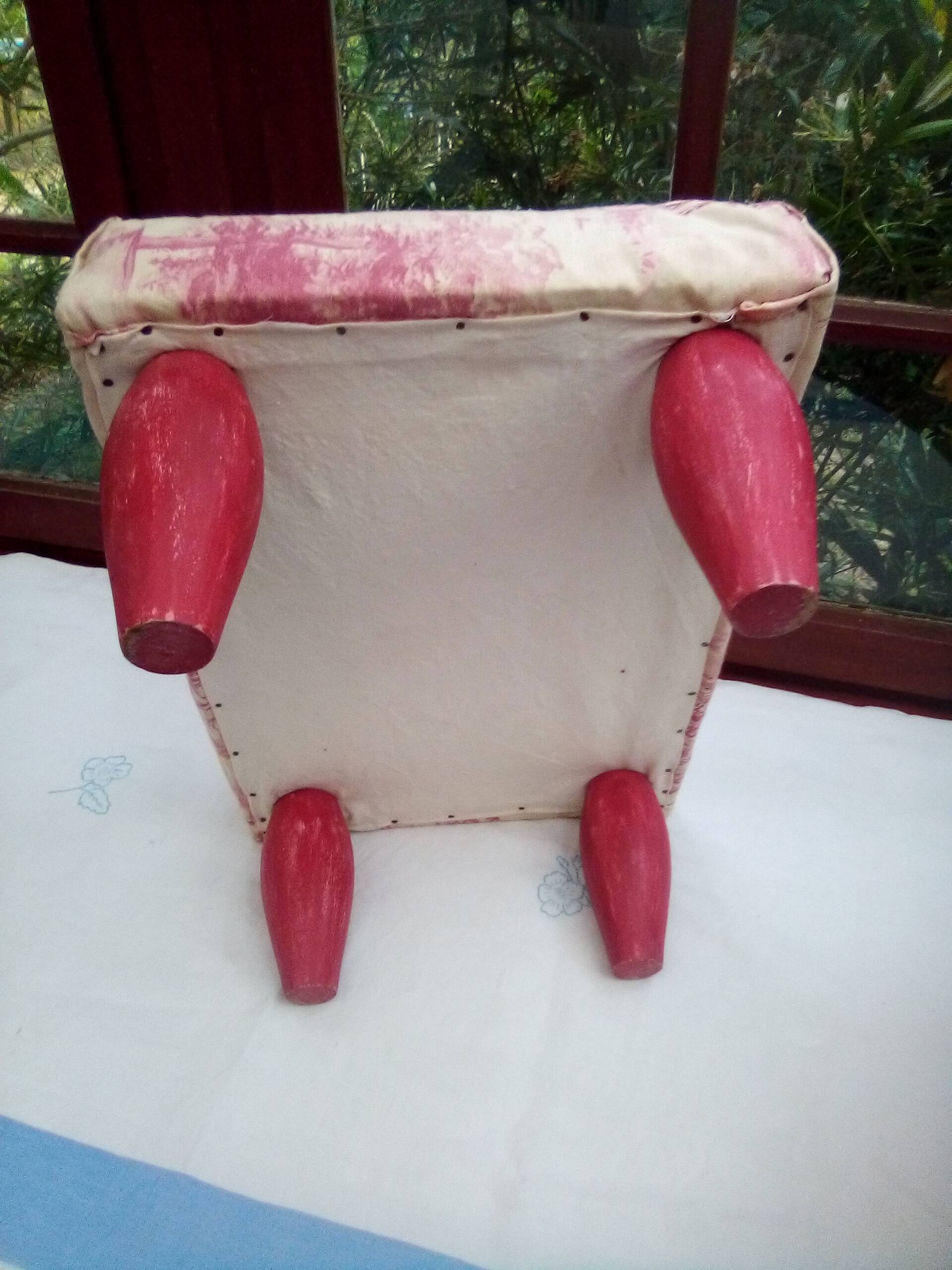 Pouf, footstool toile de jouy