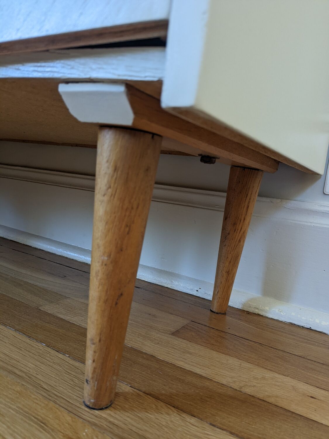 Vintage chest of drawers