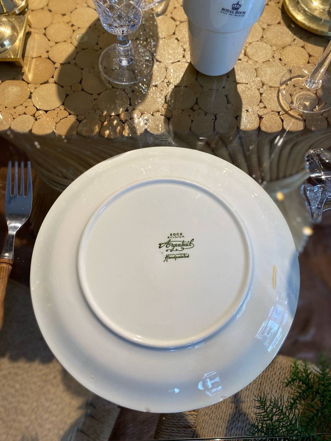 Set of 4 Argenteuil Boch Frères dinner plates