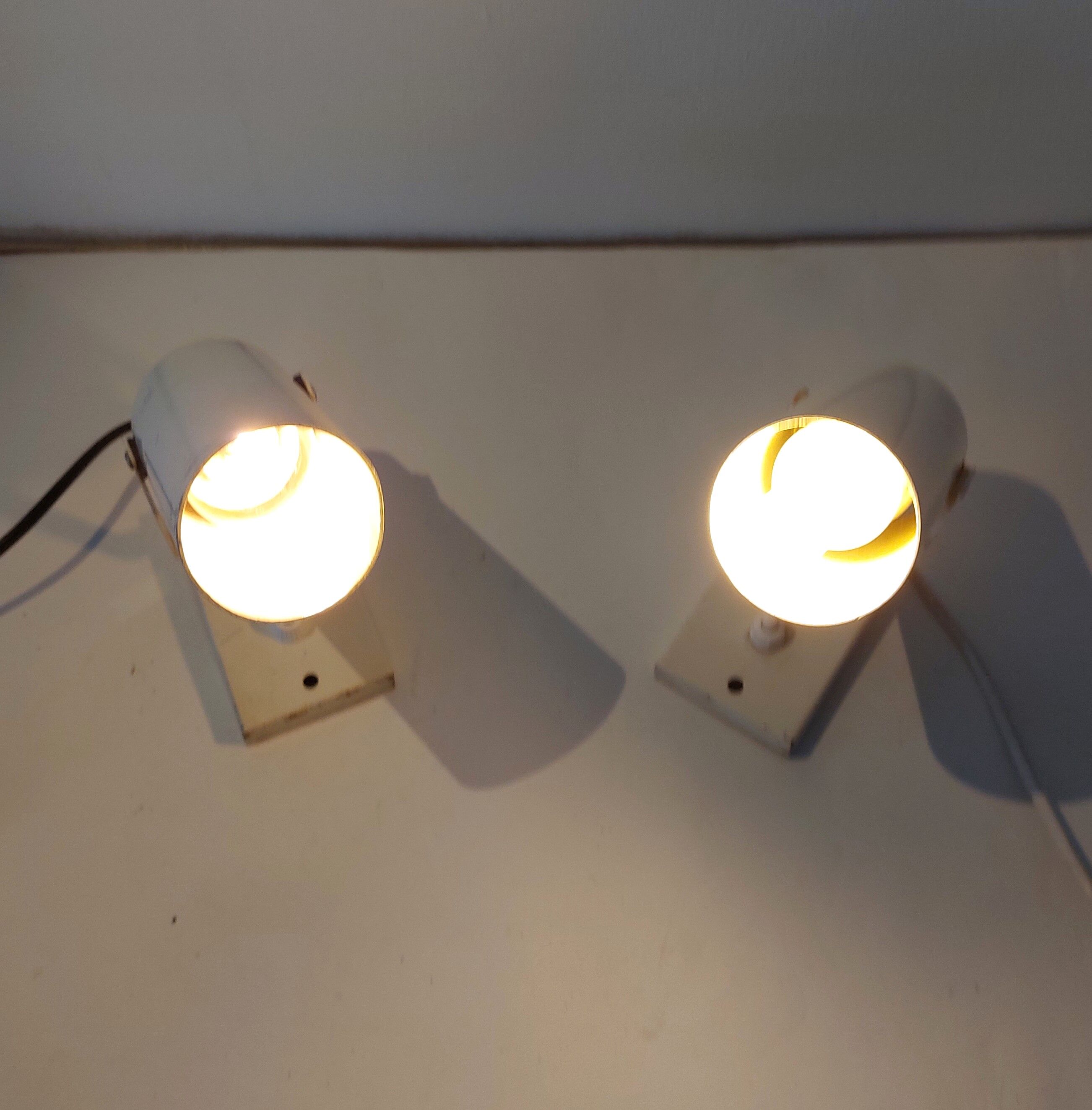 Pair of modernist wall lamps Lita model 0234 white Vintage.