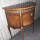 Commode demi-lune en marquetterie
