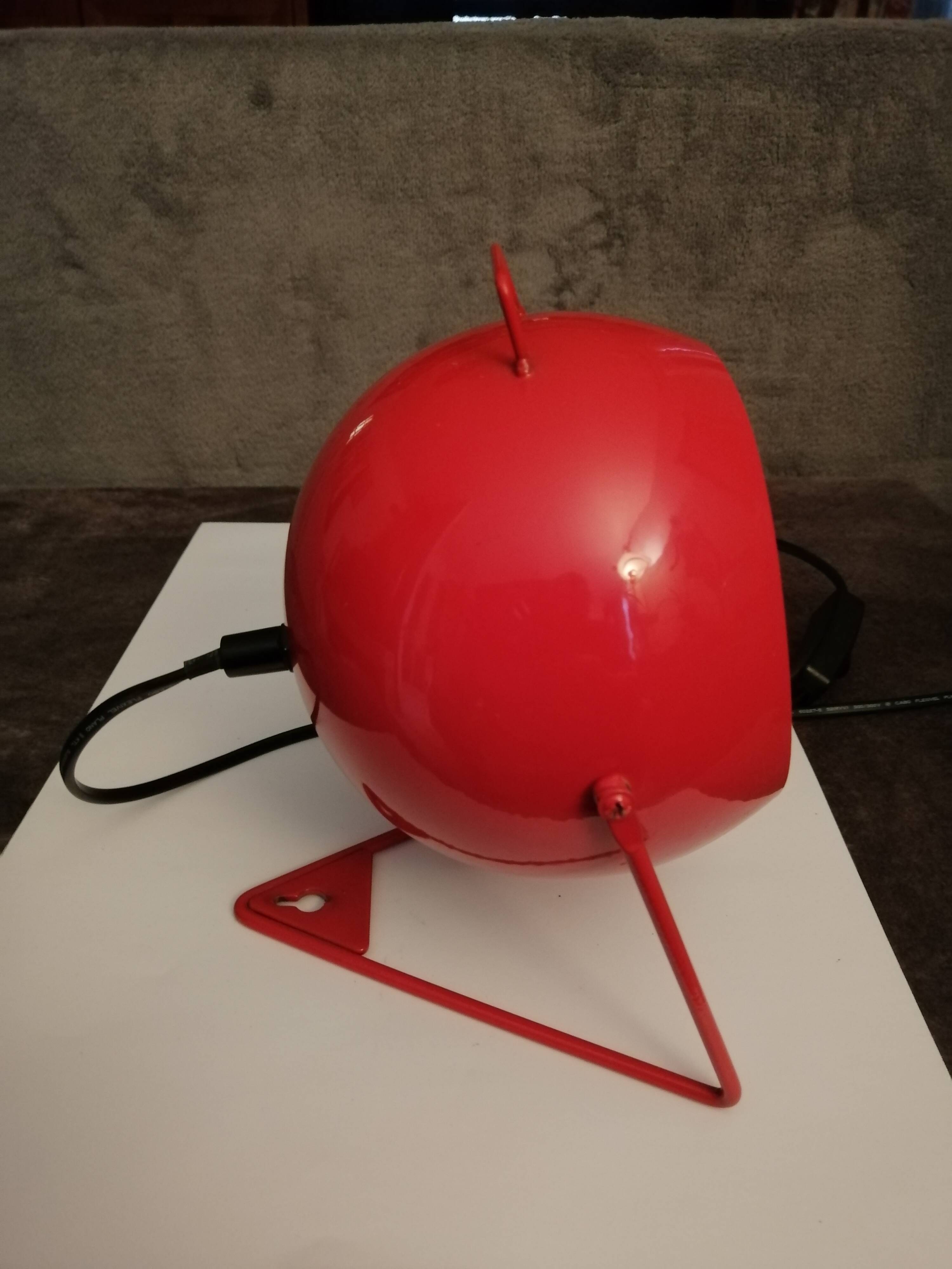 Table or wall lamp round in vintage red metal