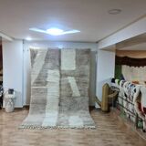 Traditional handmade Beni Ouarin rug size 150 x 250 cm