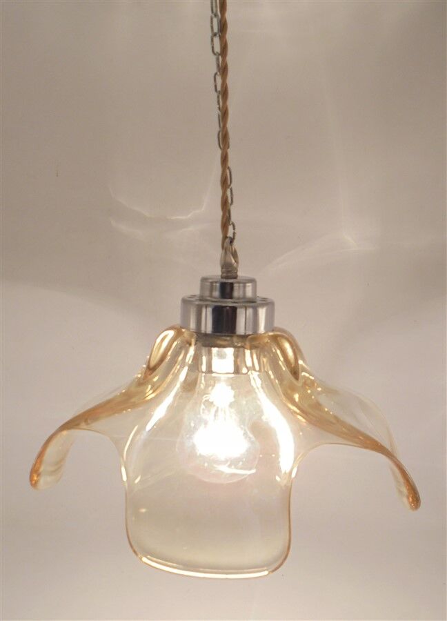 Suspension en verre or