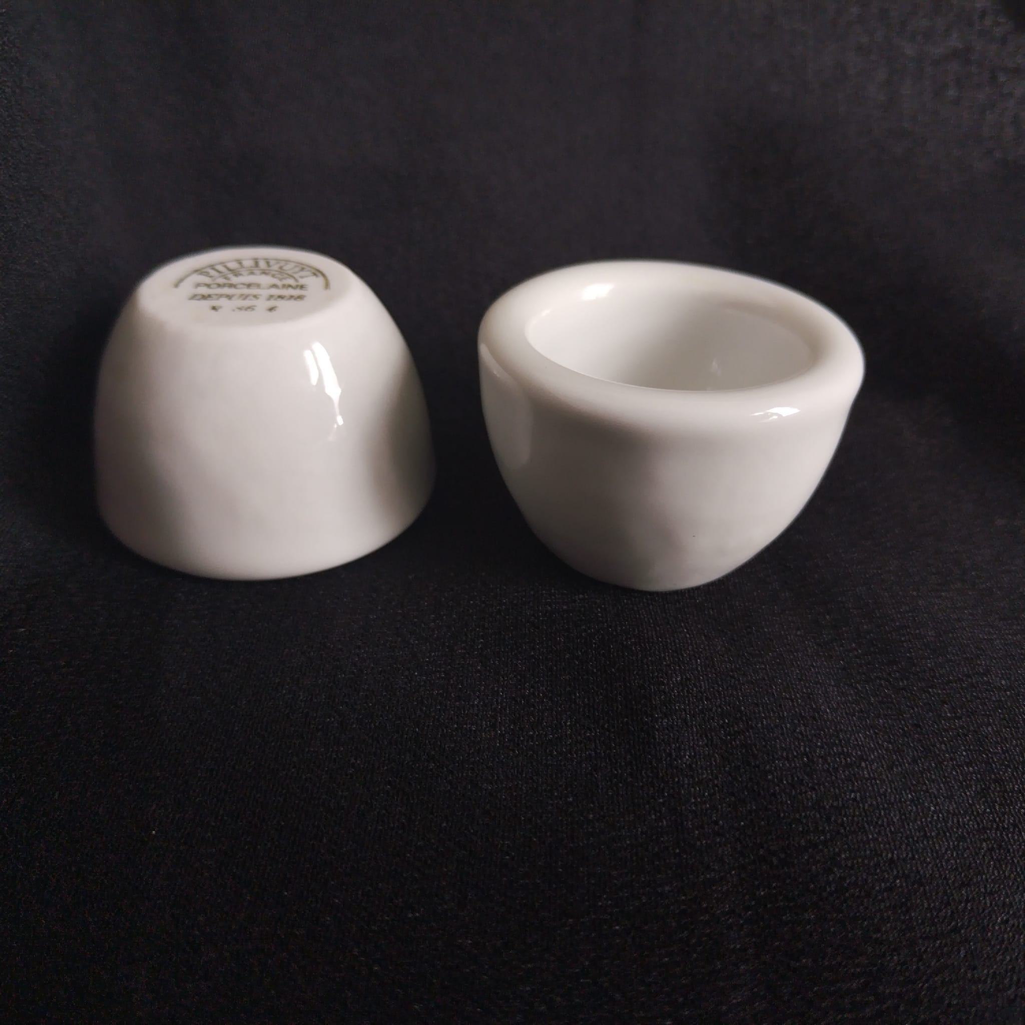 Set of 6 shells in white French porcelain, renowned brand PILLIVUYT since 1818