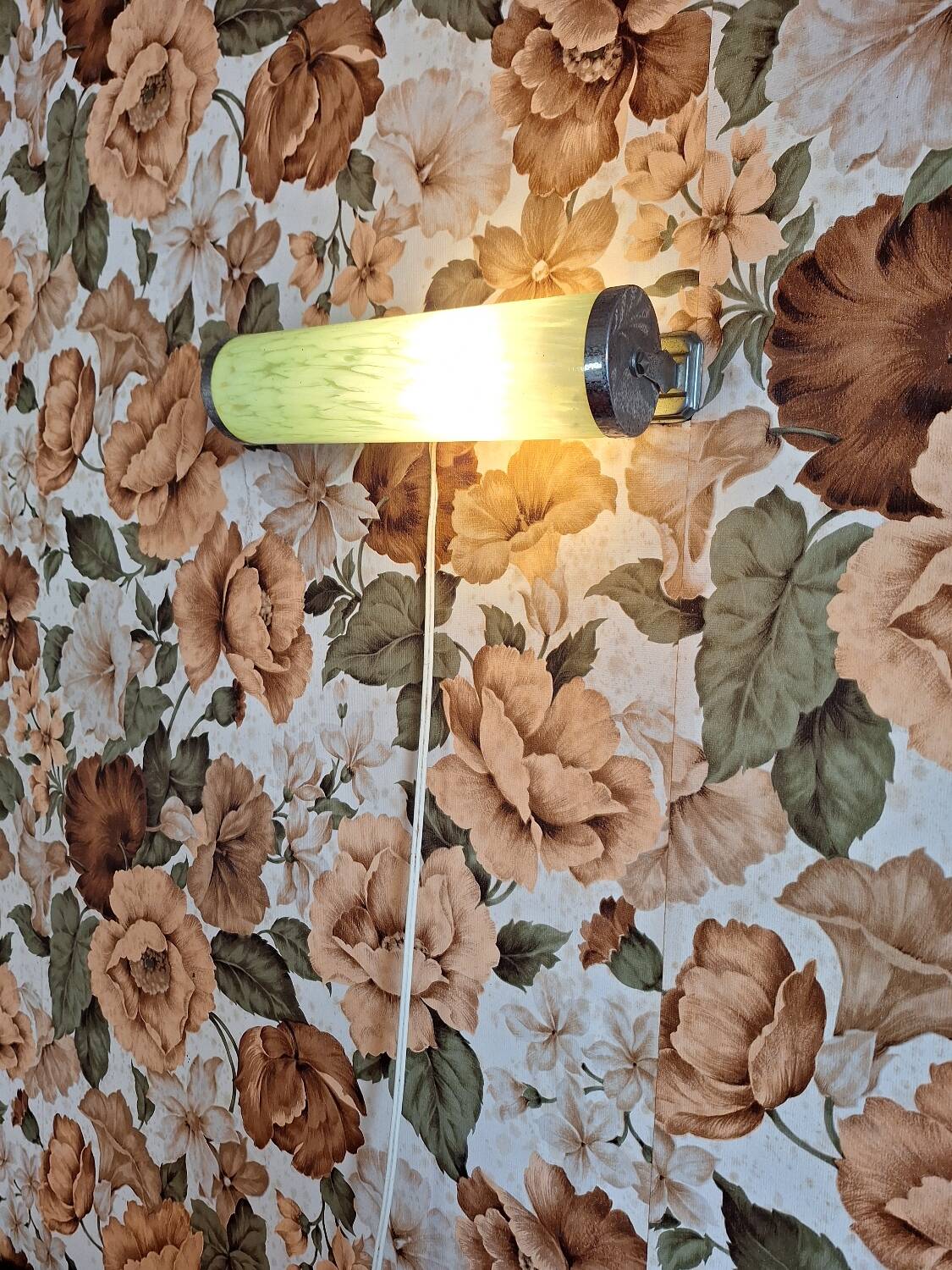 1930s art deco wall light