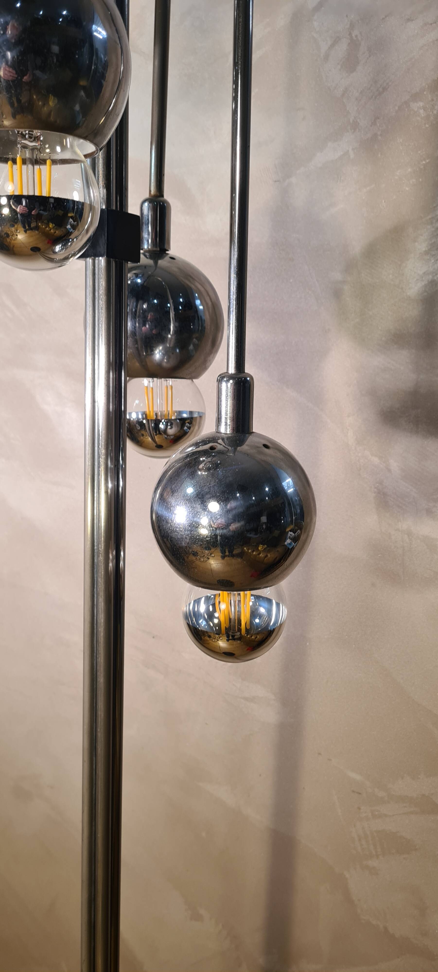 space age chrome floor lamp, 1960/70. h 180x30