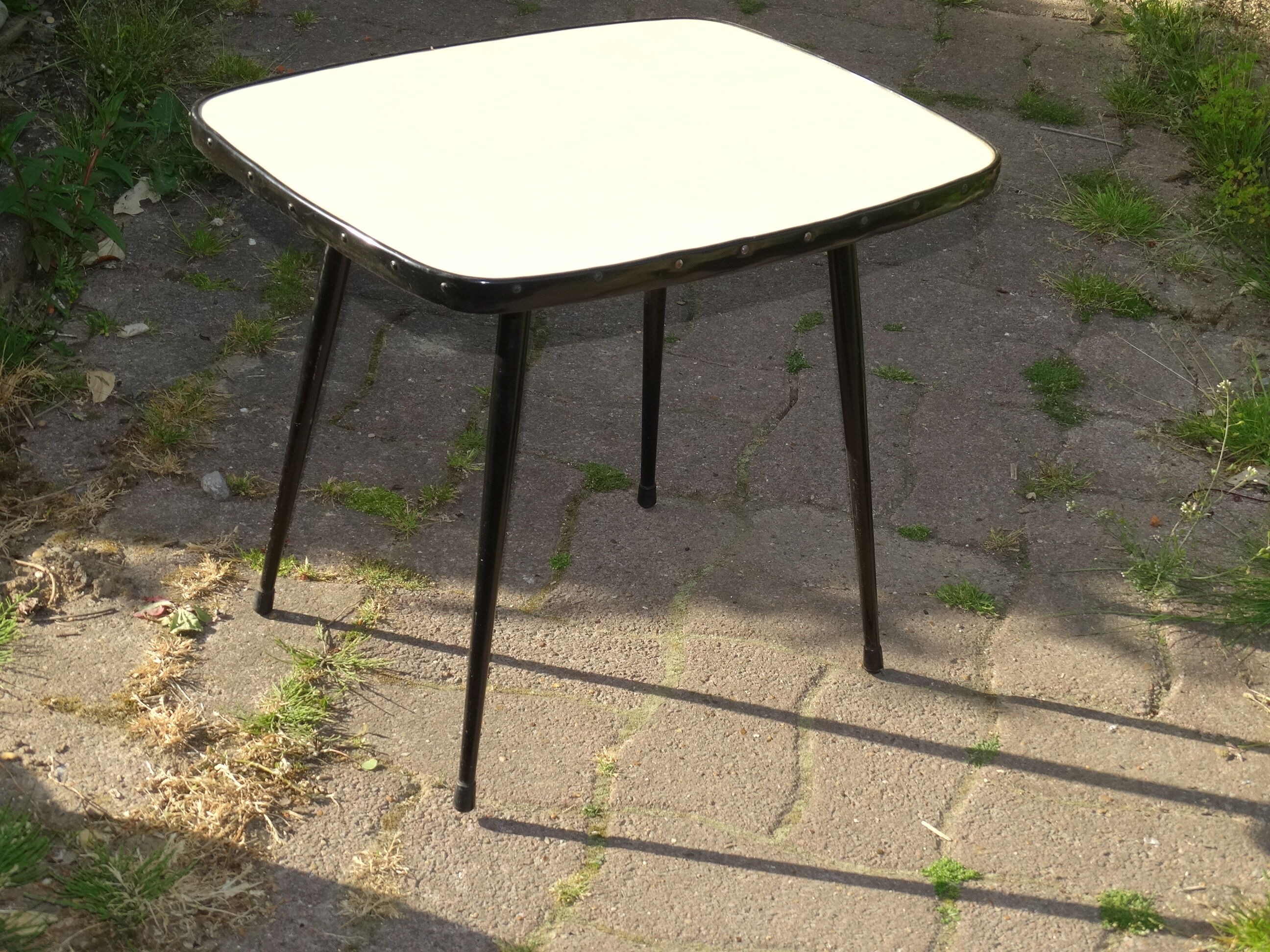 Coffee table formica