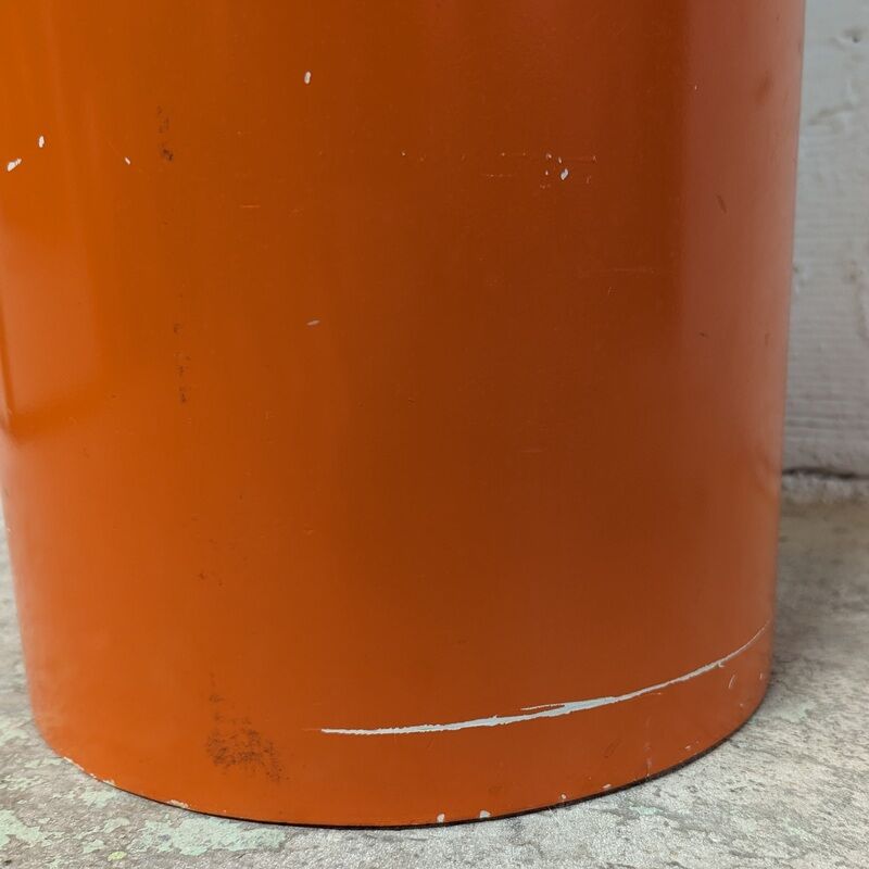 Orange lipstick mirror