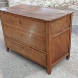 Regional chest of drawers in vintage cherry wood