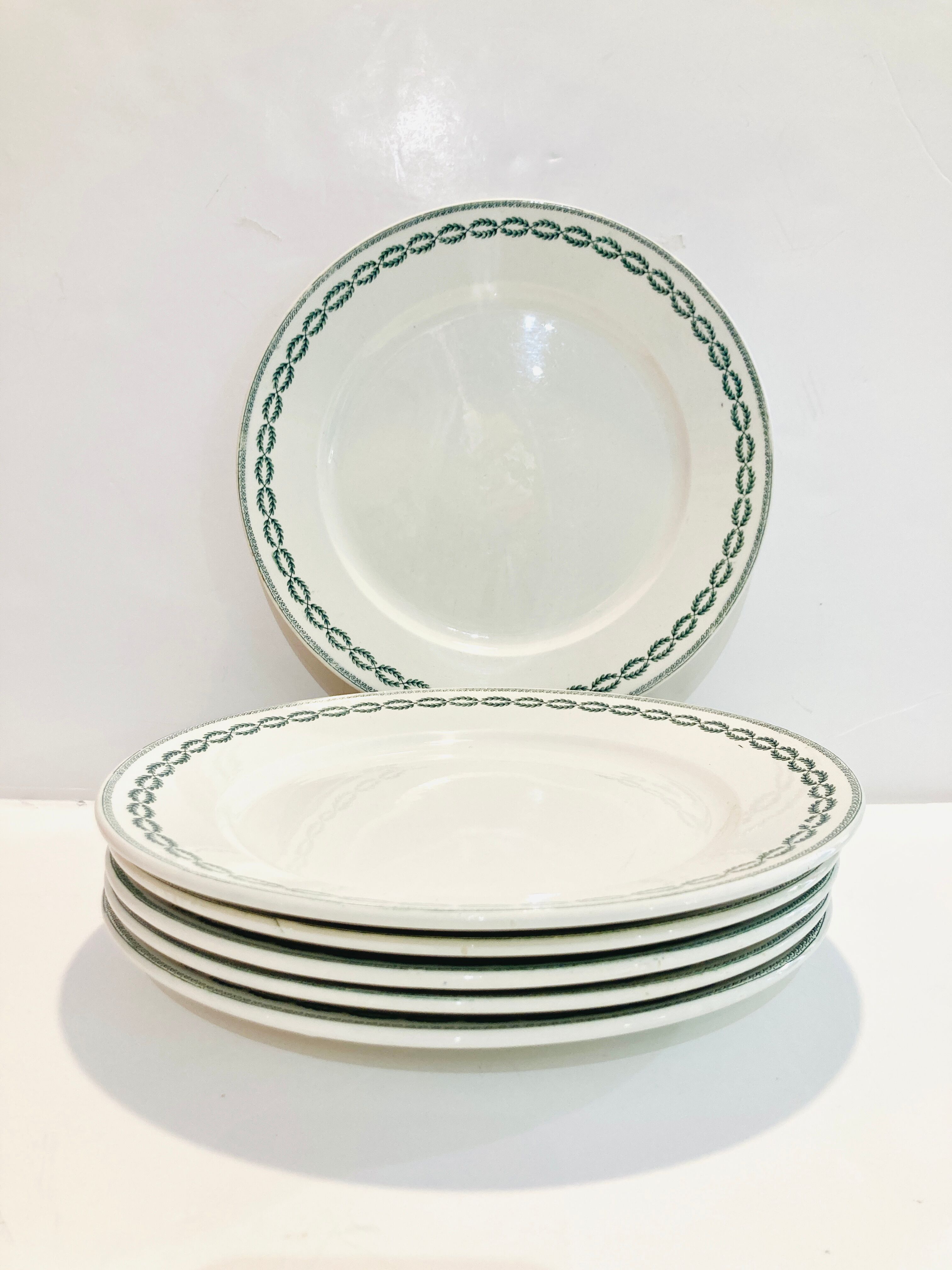 6 plates Sarreguemines Nobilis decoration crown