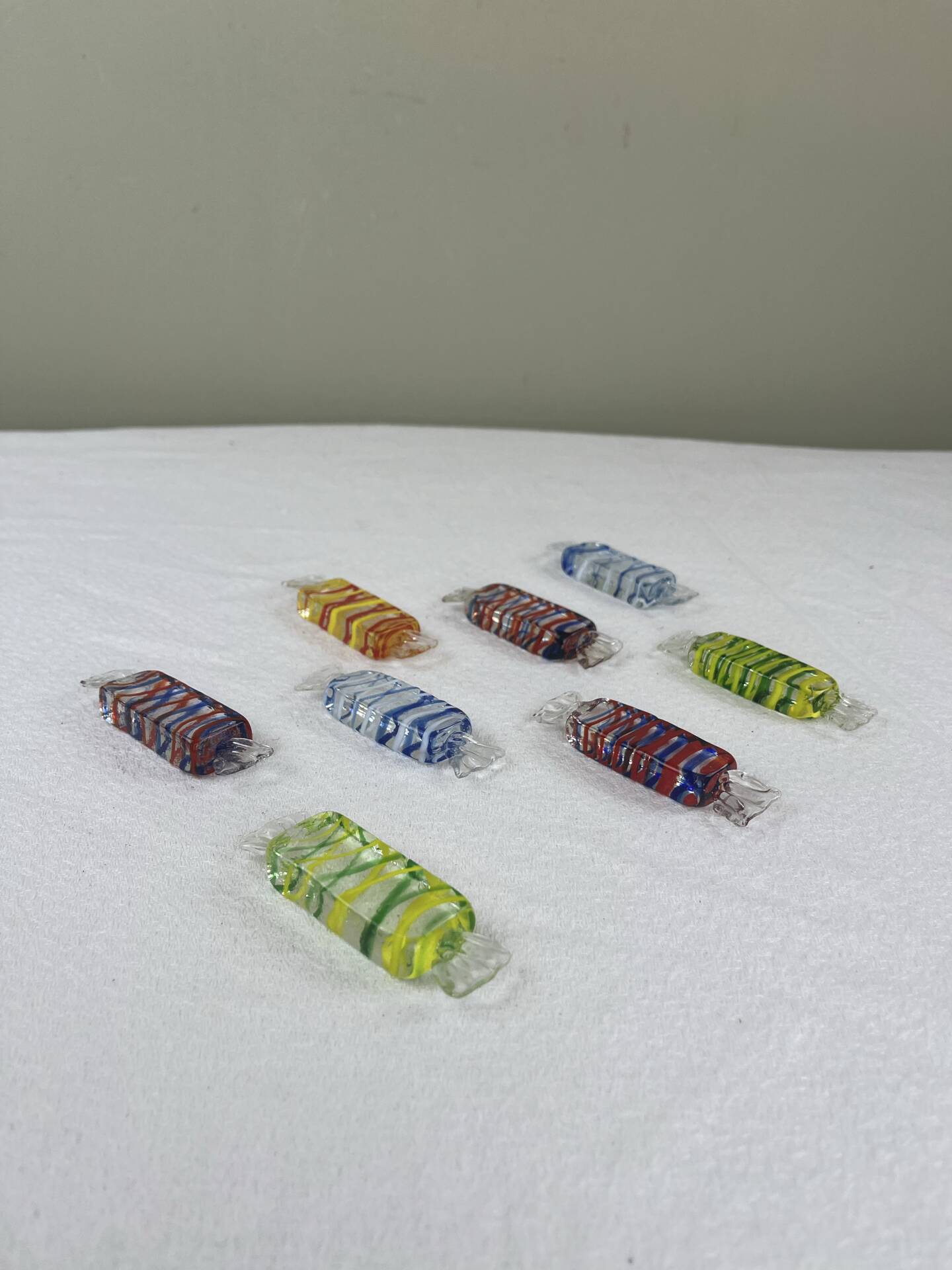 8 Murano knife rests