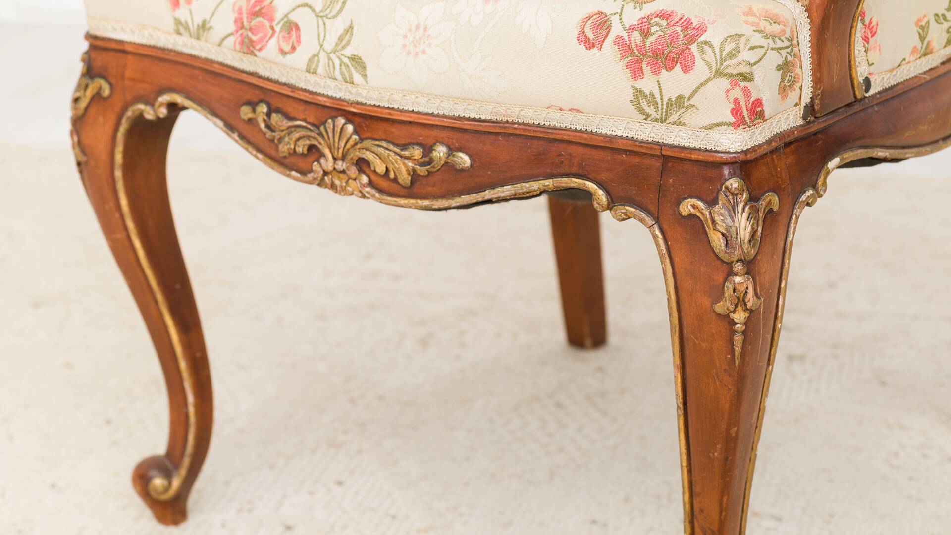 Chippendale armchair by Muebles Manonellas