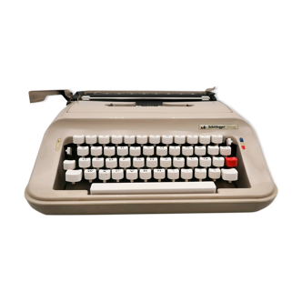 Underwood typewriter 319 beige revised ribbon new