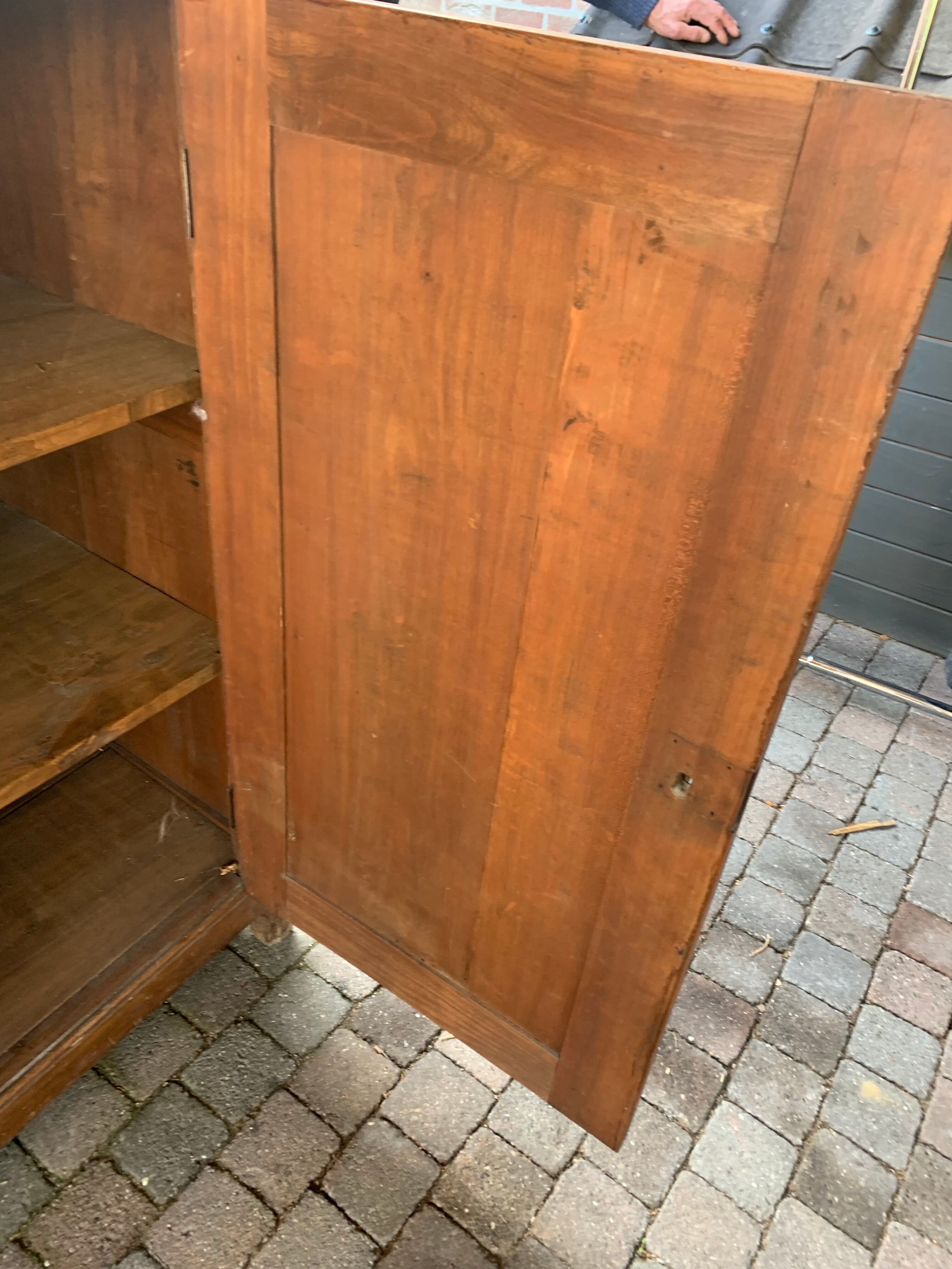 Campaign cabinet