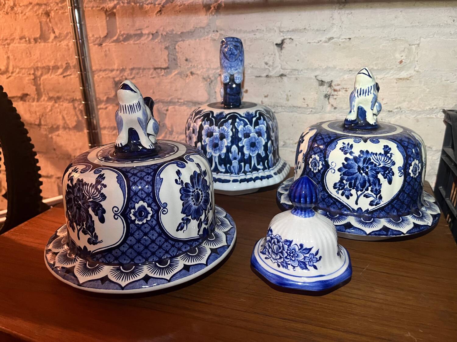 Vintage Delft Blue Ginger Jar: large blue and white ceramic vase