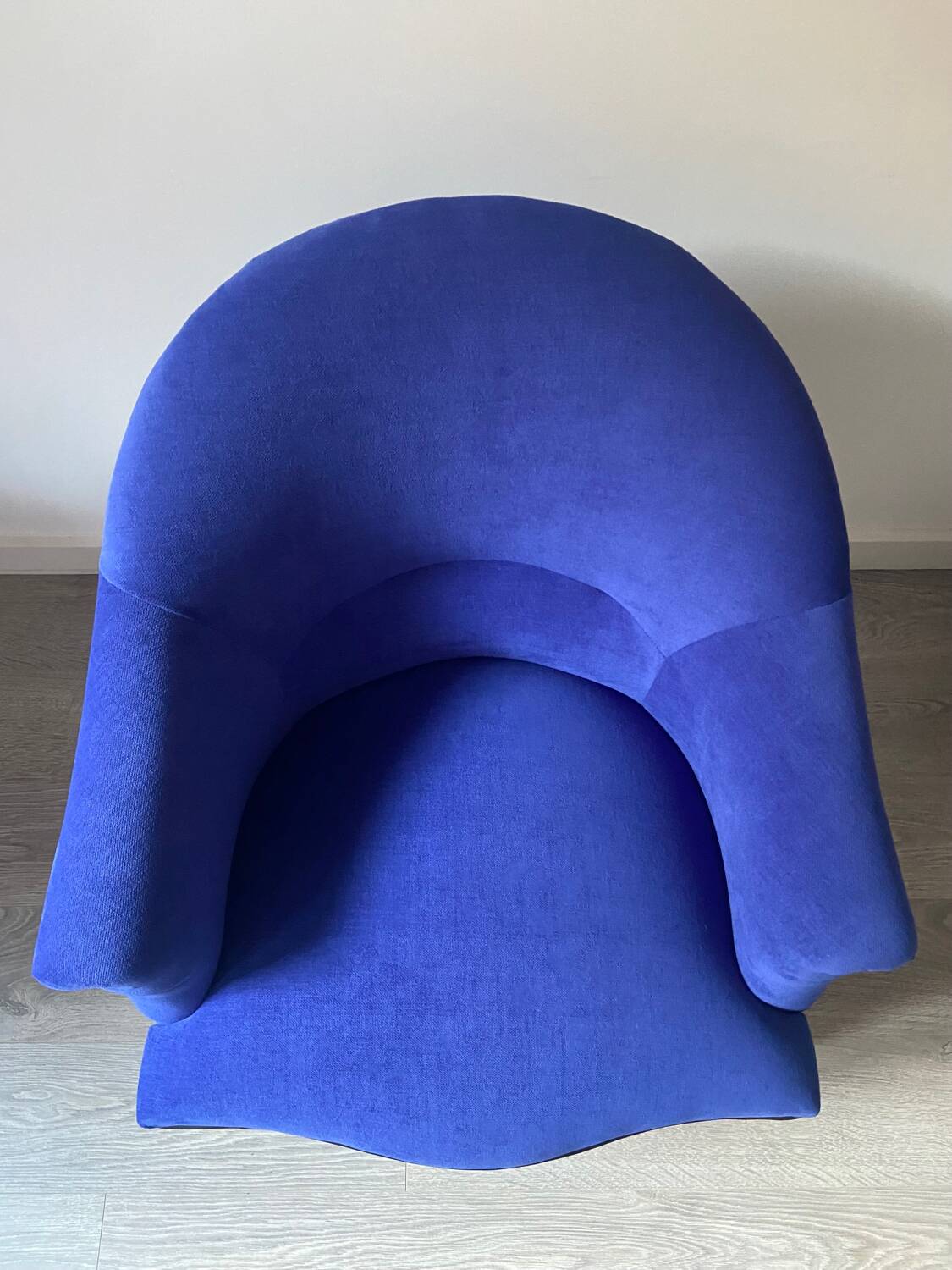 Toad armchair