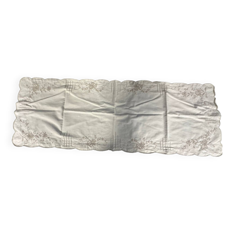 Old embroidered cotton table runner - circa 1900 - l 105 cm / l 68 cm
