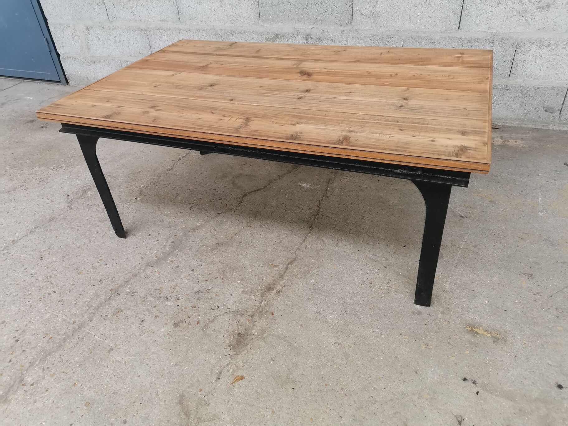 Metal and wood coffee table