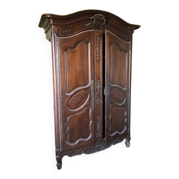 Large Provençal wardrobe in solid walnut, carved – 150x80x264 cm