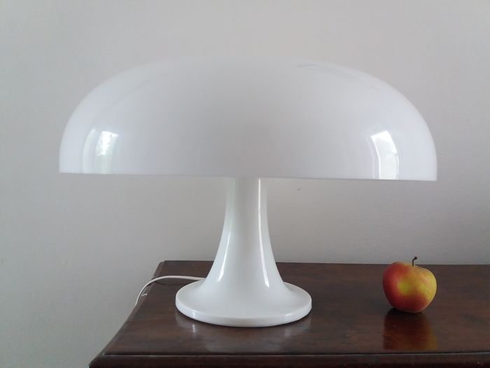 Nesso Artemide lamp