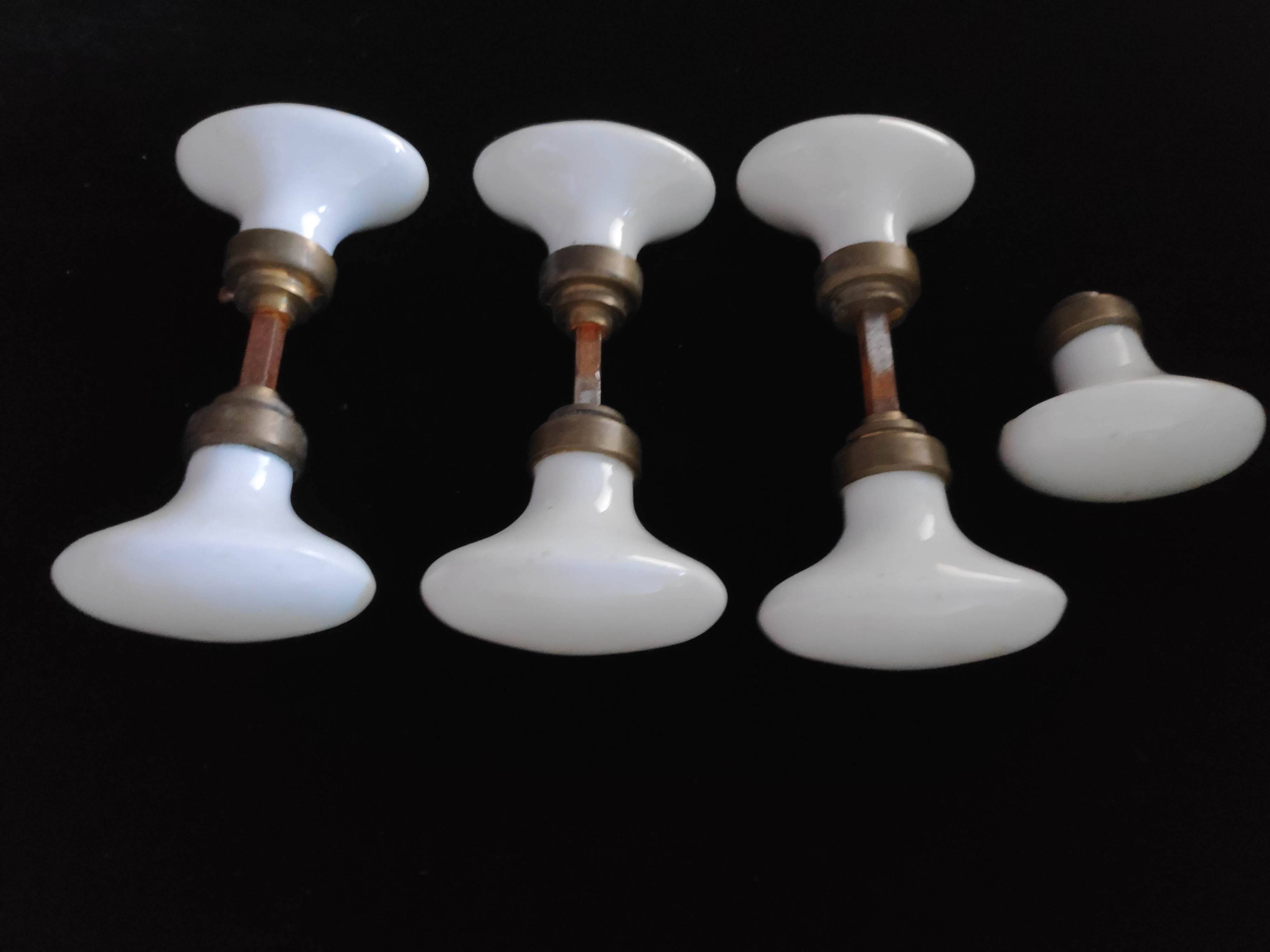 Set of 7 porcelain handles
