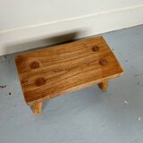 Petit tabouret en chêne