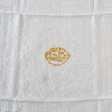 6 Serviettes en tissu de coton avec anagramme "GB", jaune clair, broderie damassée.