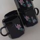 Tasses noires octime annees 80
