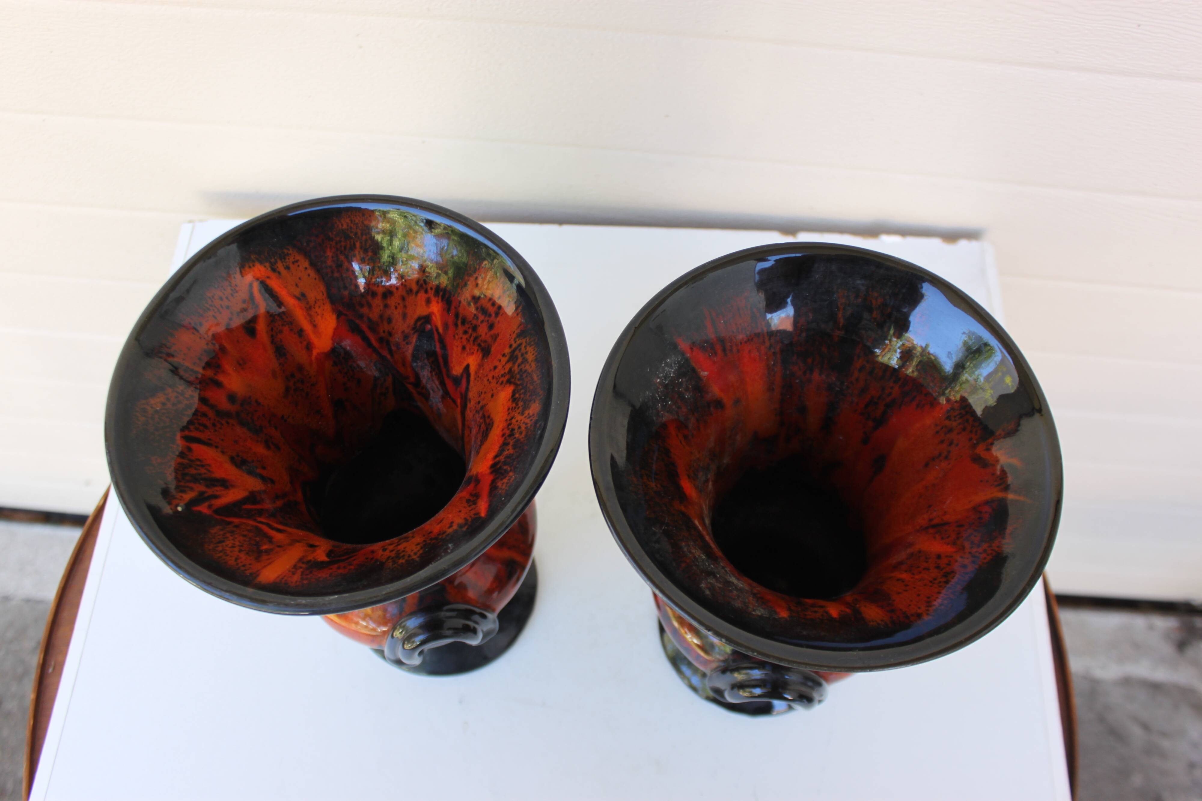 vases 2 handles 1970