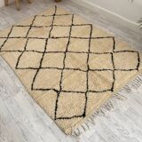 Handmade wool berber rug 196 x 135 cm