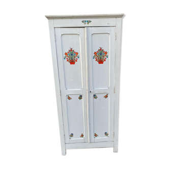 White Parisian wardrobe