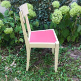 Chaise en bois et formica