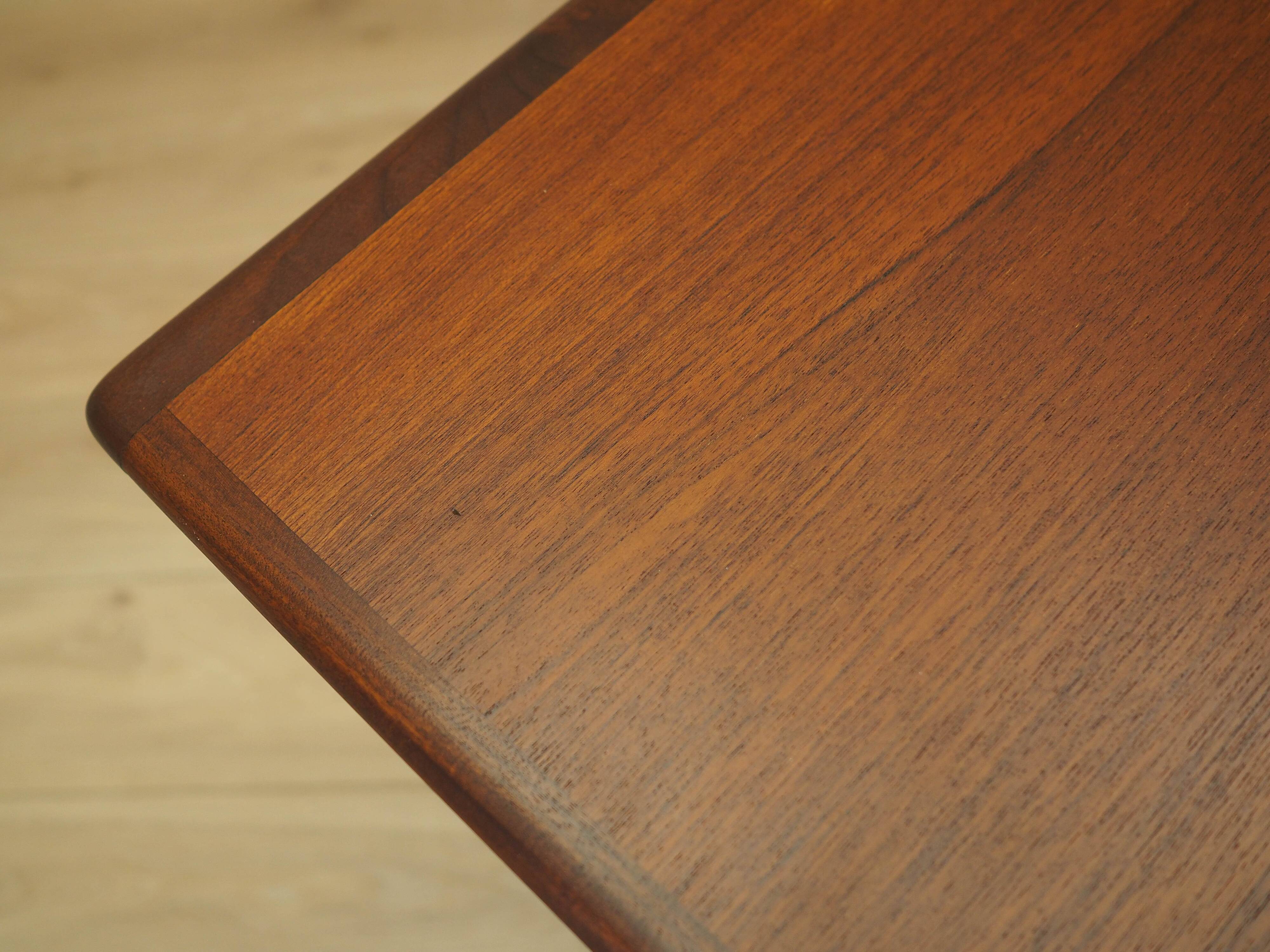 Teak table, Danish design, 1970s, designer: Johannes Andersen