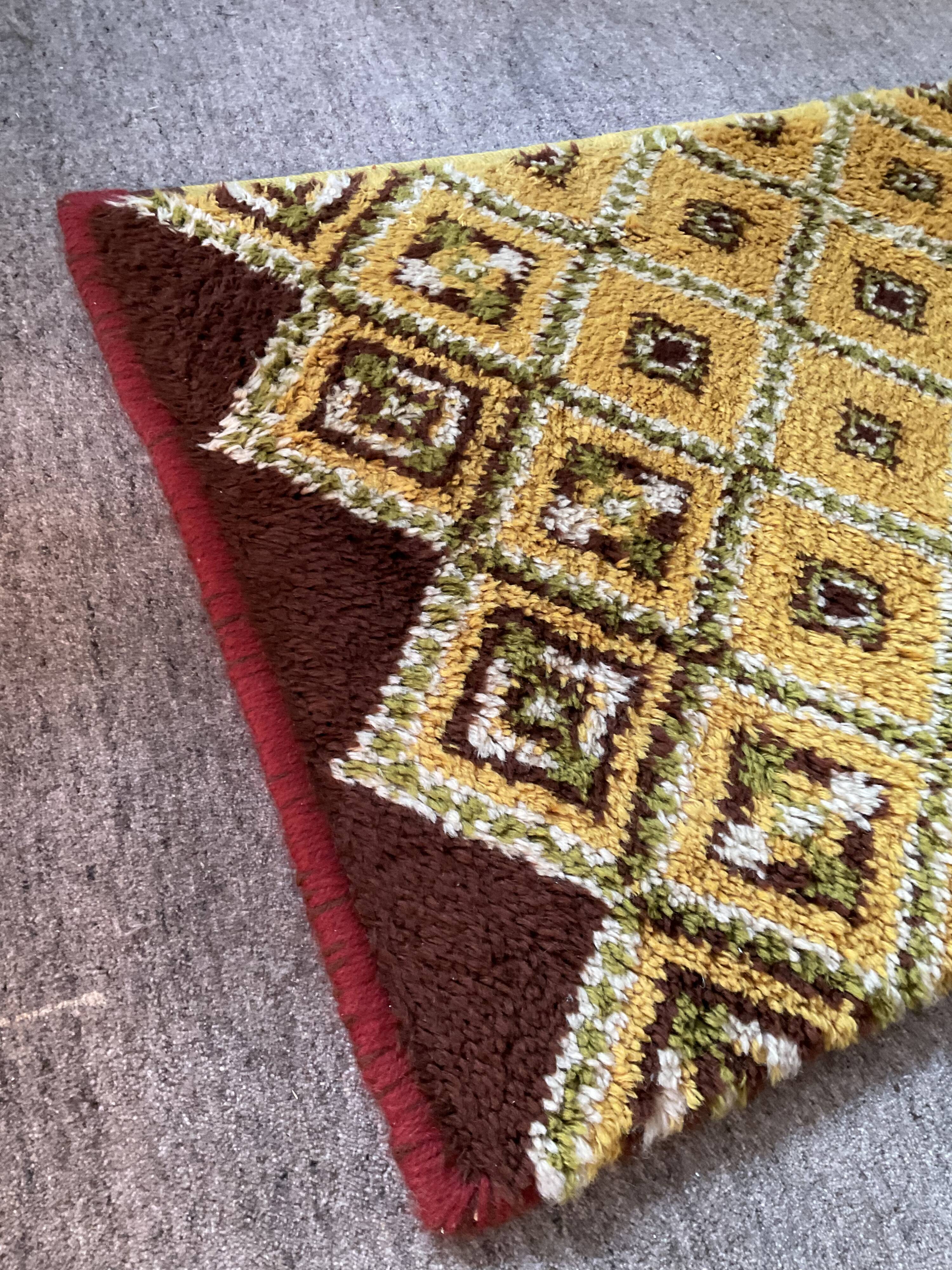 Vintage carpets from the 60s-70s