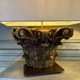 Pair of table lamps, half Corinthian capitals in carved and gilded wood, 18th century