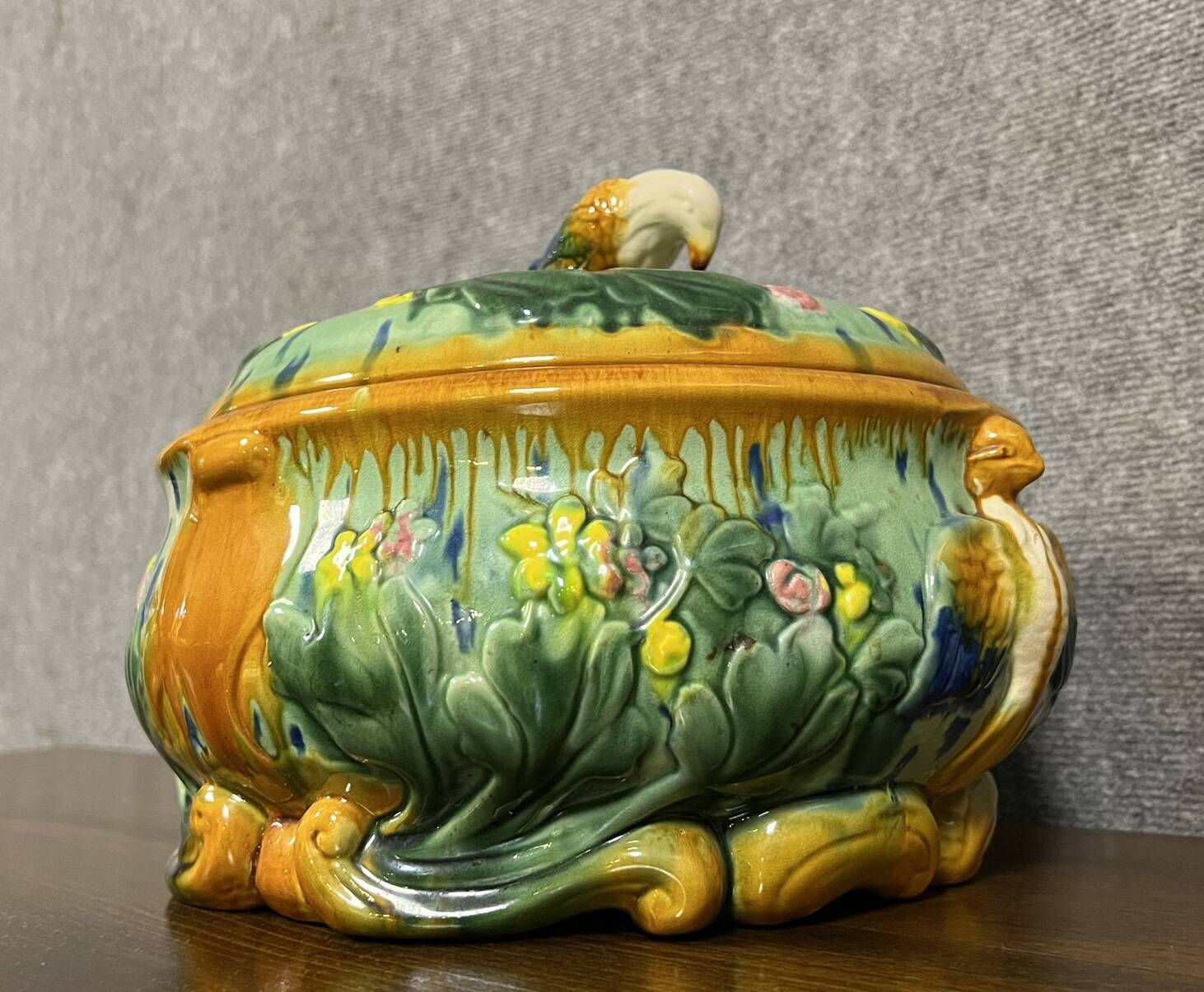 Soup tureen with parrot in colored slip from the mid-20th century