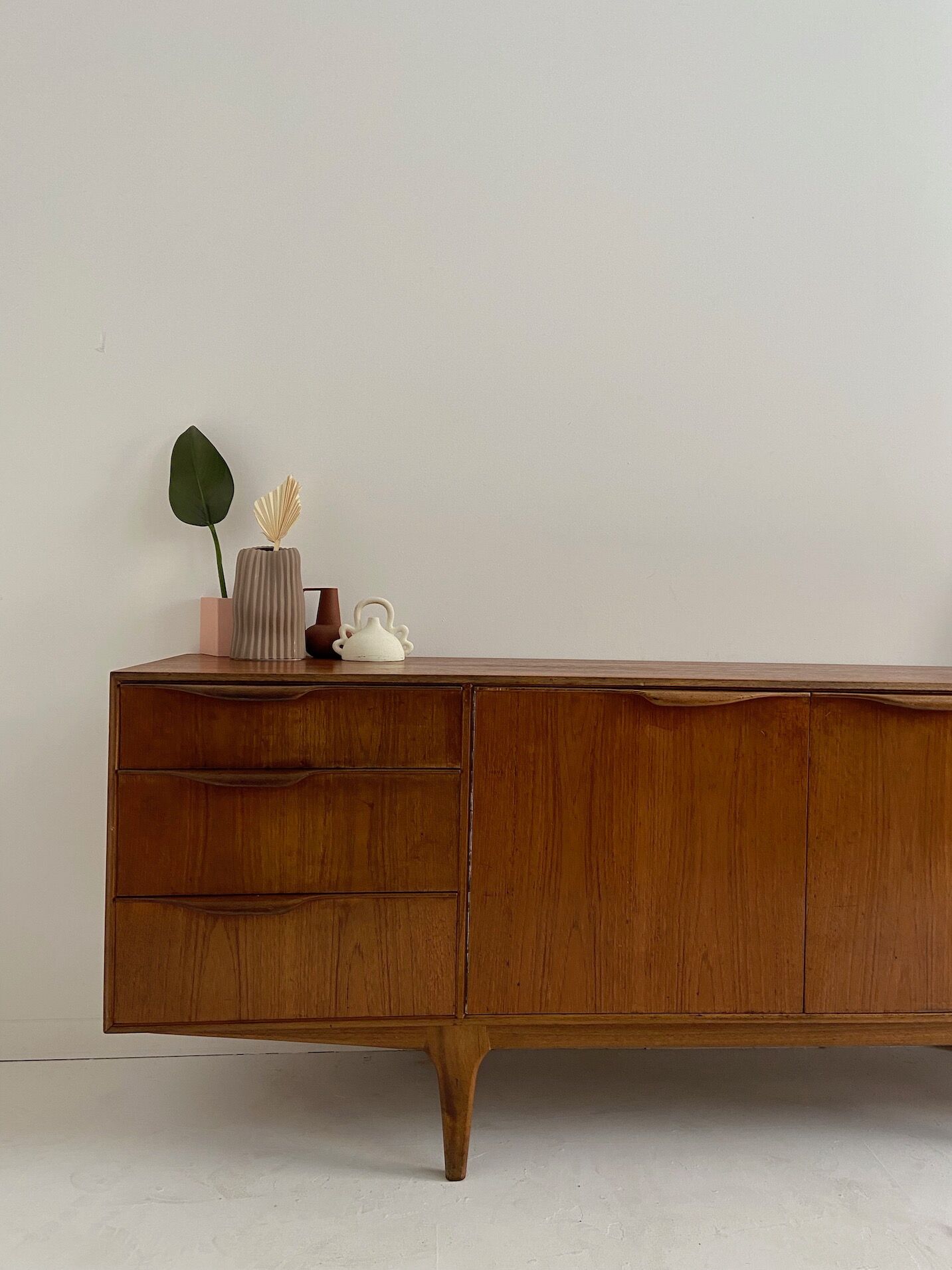 Enfilade design vintage par McIntosh