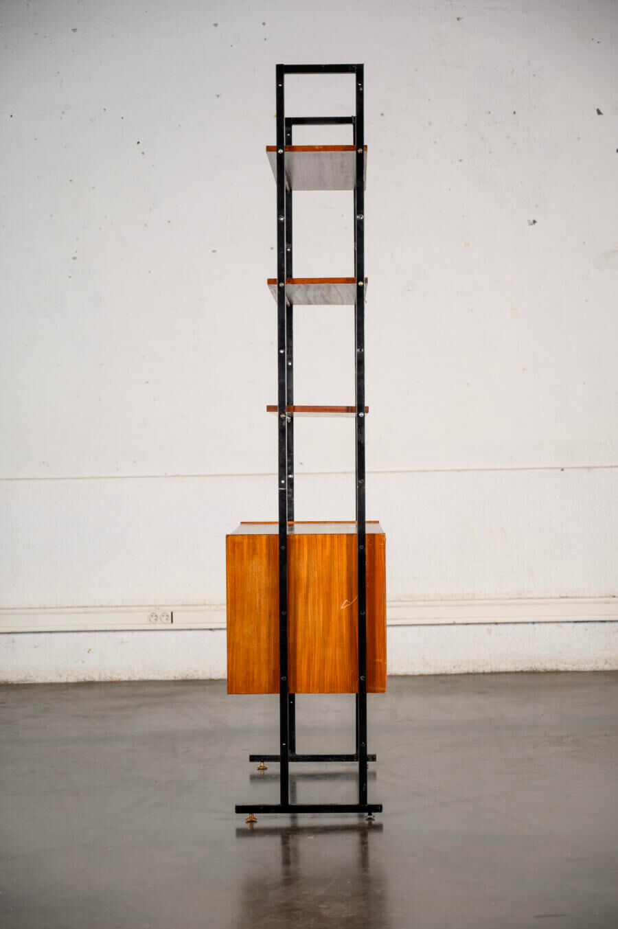 Italian library with a cabinet