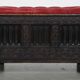Banc/coffre anglais antique avec siège capitonné rouge
