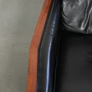 Fauteuil en cuir de vache au design Art Déco avec un look intemporel