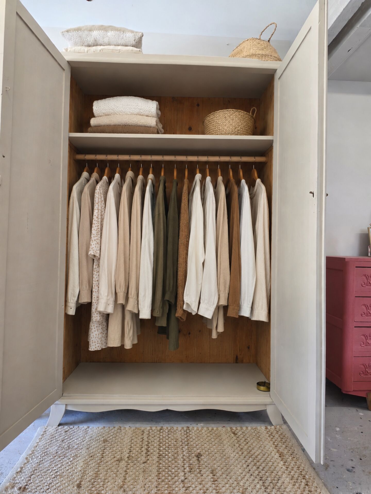 Armoire