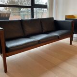 Fauteuil d'Hans J Wegner