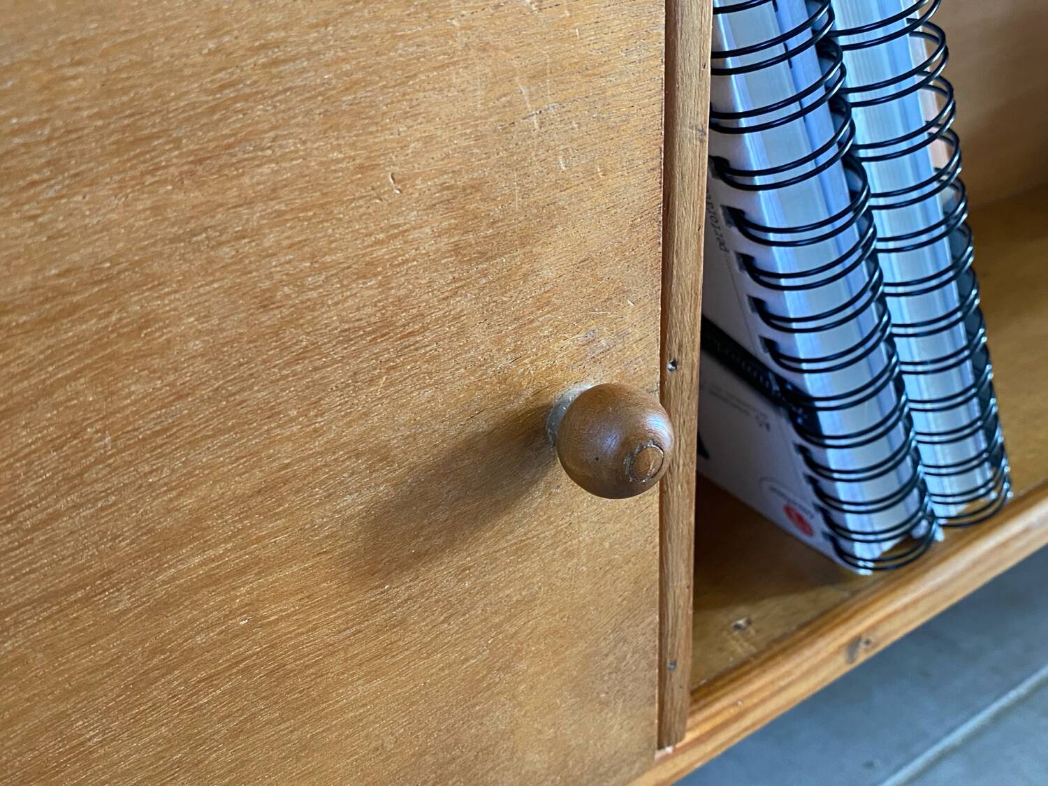 Vintage sideboard 2 levels (shallow)