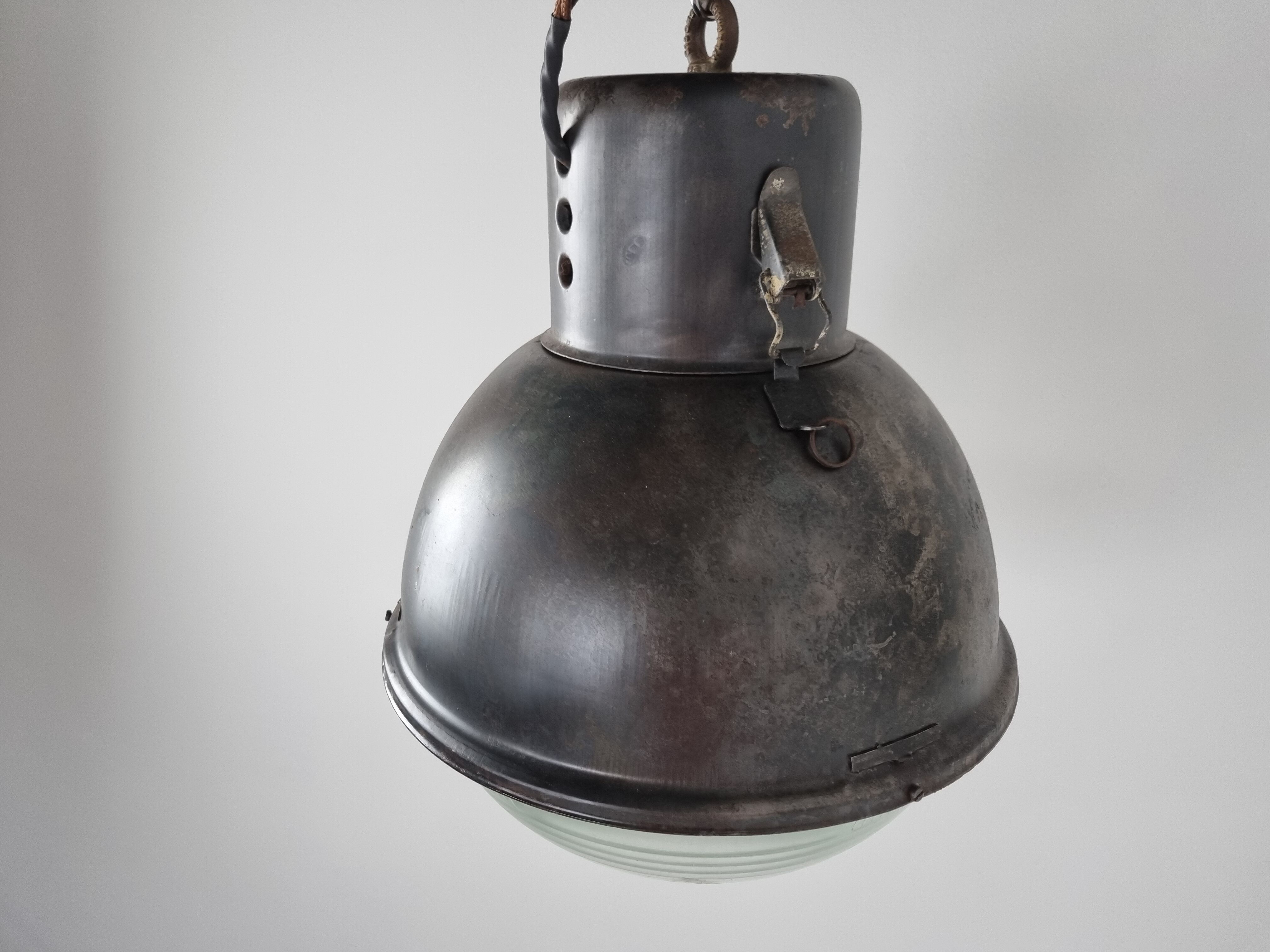 Industrial lamp with glass, 1930s